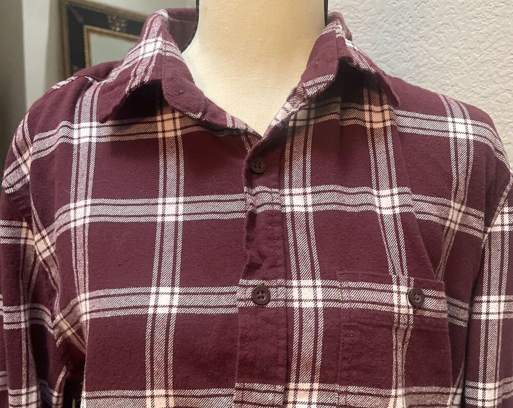 Aeropostale Men's Flannel Shirt Maroon Plaid M Long Sleeve Gorpcore Indie Grunge